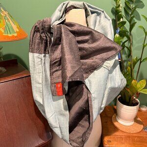 Sakura Bloom Silk Ring Sling Excellent Condition